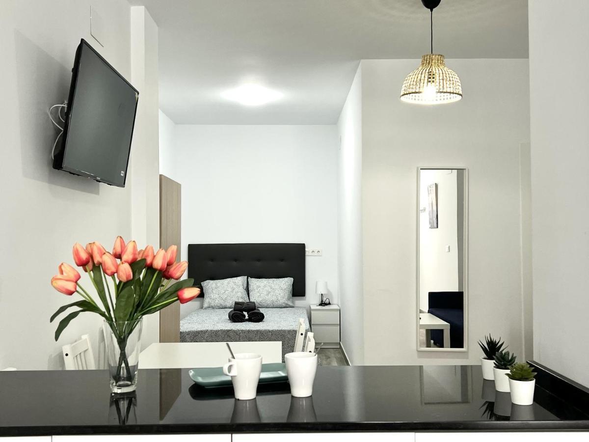 Los Tilos Suites-Vialia Màlaga Exteriér fotografie